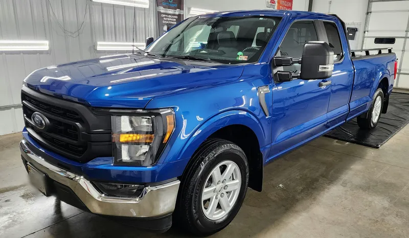 Detailed vehicle with window tint